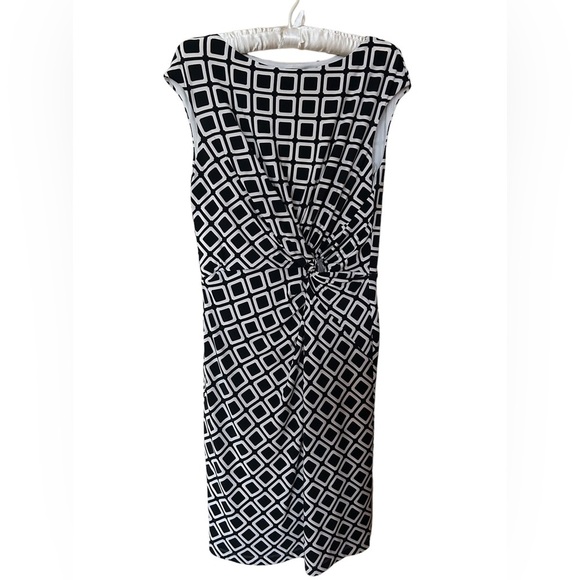 Lauren Ralph Lauren Dresses & Skirts - Lauren Ralph Lauren Women’s Faux Wrap Black White Sleeveless Lined Dress Sz. 12